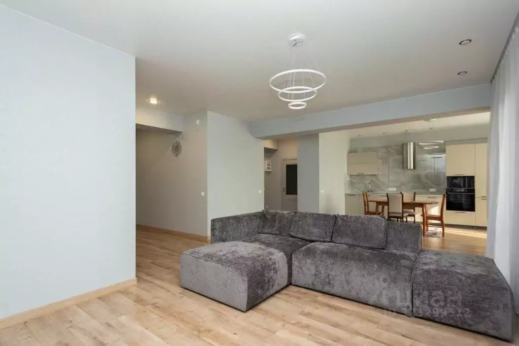 3-к кв. Иркутская область, Иркутск ул. Полины Осипенко, 7/1 (100.1 м) - Фото 2