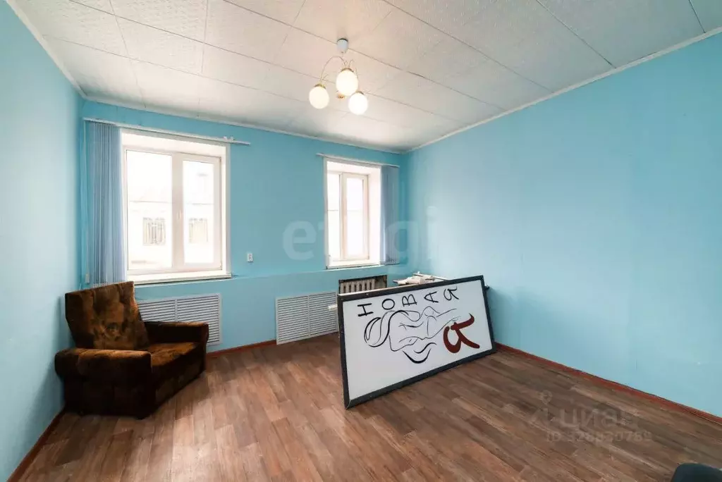 Офис в Курганская область, Курган ул. Пичугина, 11 (27 м) - Фото 1