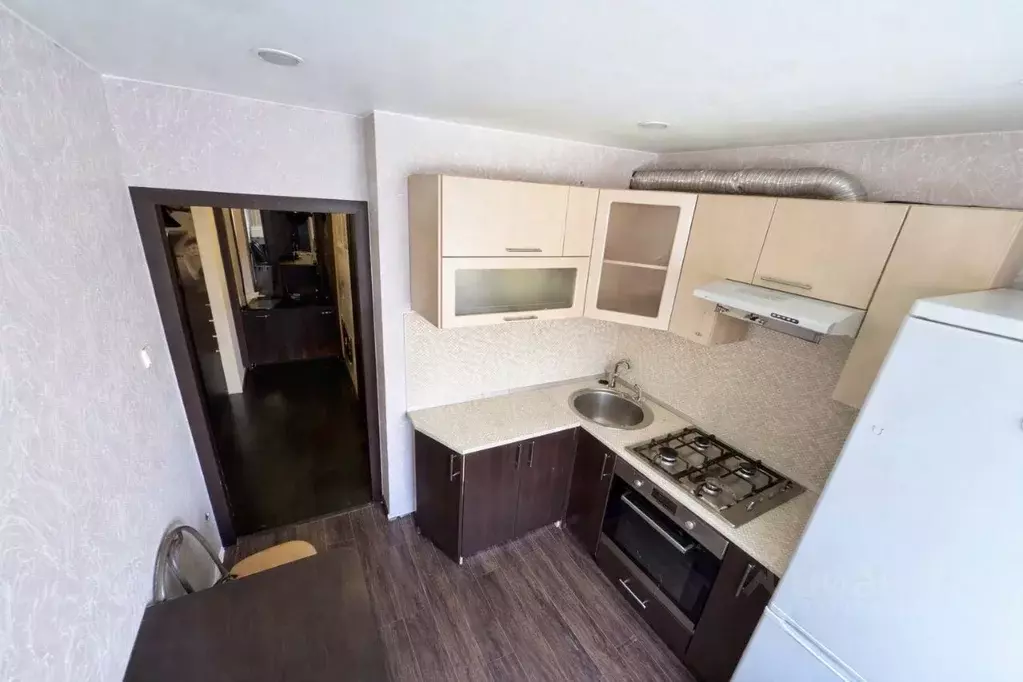 2-к кв. Челябинская область, Челябинск ул. Барбюса, 79 (44.8 м) - Фото 1