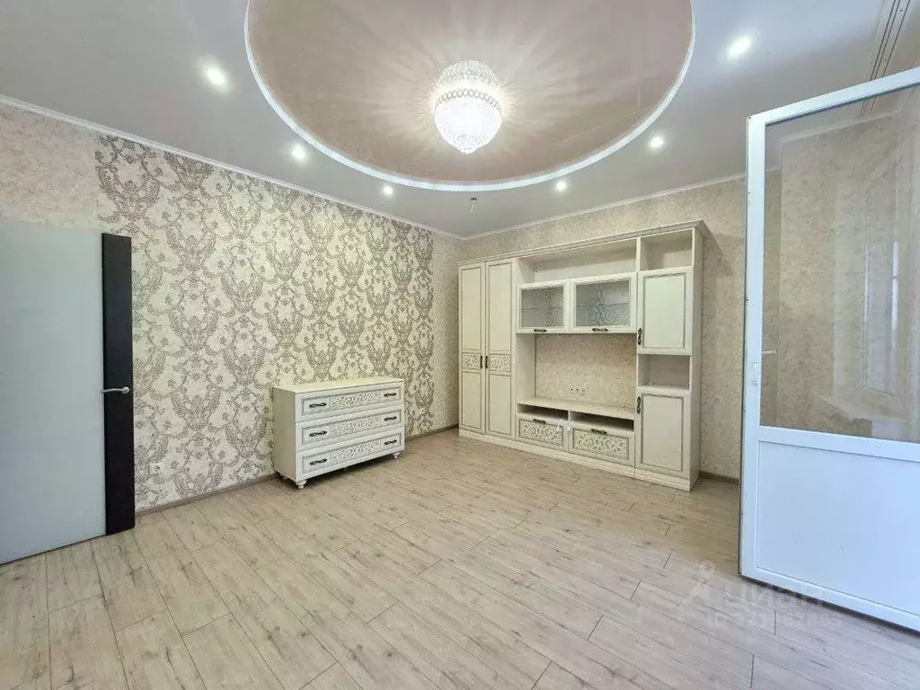 3-к кв. Белгородская область, Белгород ул. Шаландина (73.2 м) - Фото 1