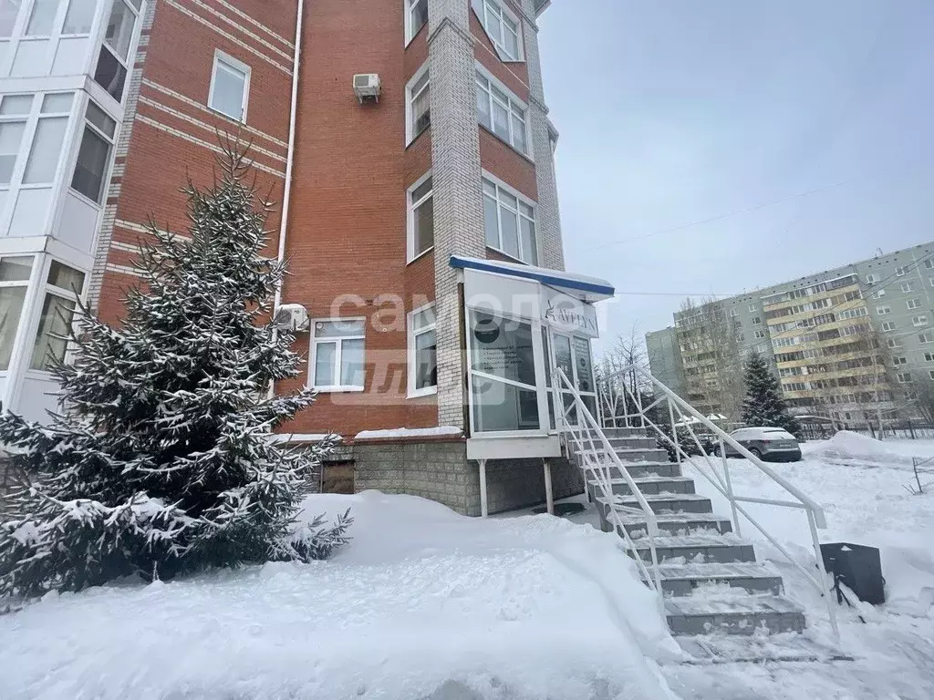 Помещение свободного назначения в Омская область, Омск ул. 70 лет ... - Фото 2