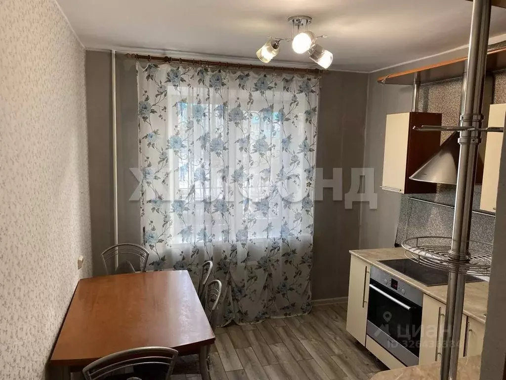 4-к кв. Хакасия, Абакан просп. Дружбы Народов, 46 (82.6 м) - Фото 1