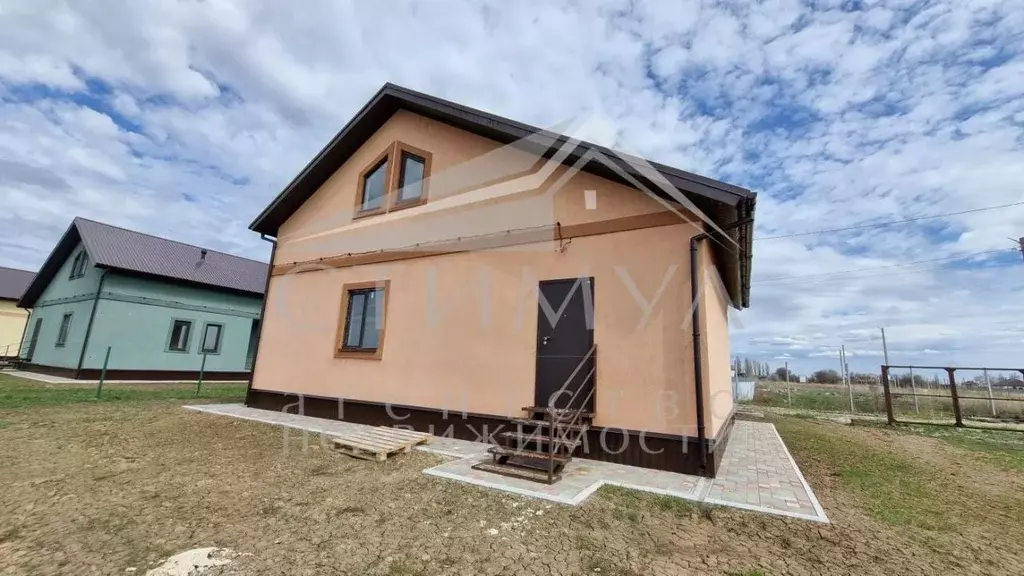 Дом в Саратовская область, Энгельсский район, Красноярское ... - Фото 1