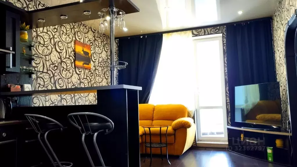 2-к кв. Кемеровская область, Новокузнецк Кузнецкстроевский просп., 9 ... - Фото 1