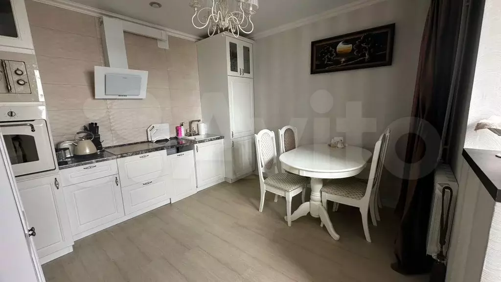 2-к. квартира, 59 м, 7/17 эт. - Фото 0