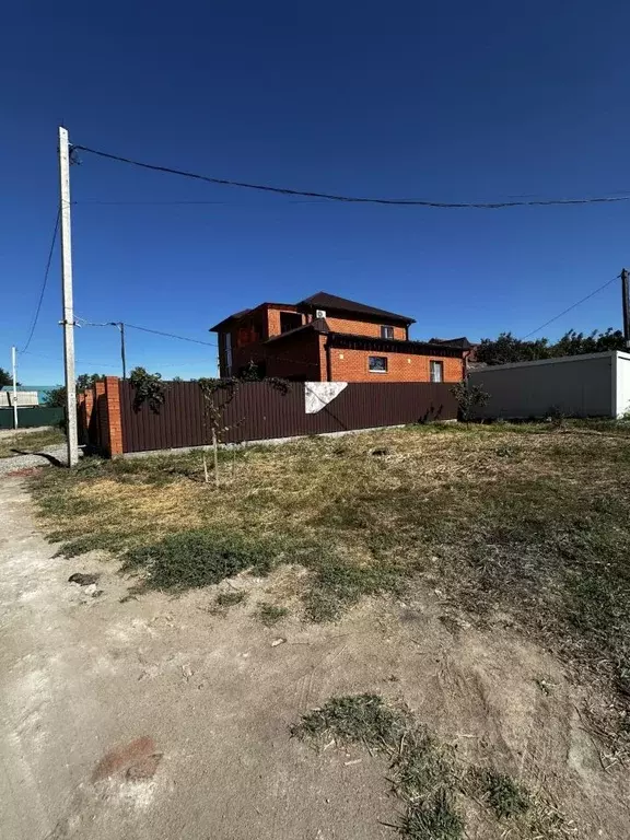 Участок в Астраханская область, Астрахань пер. 1-й Щегловый (7.0 сот.) - Фото 1