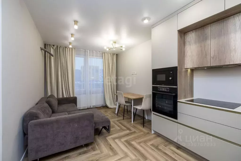 2-к кв. Тюменская область, Тюмень ул. Анатолия Клиндюка, 4к2 (52.5 м) - Фото 1