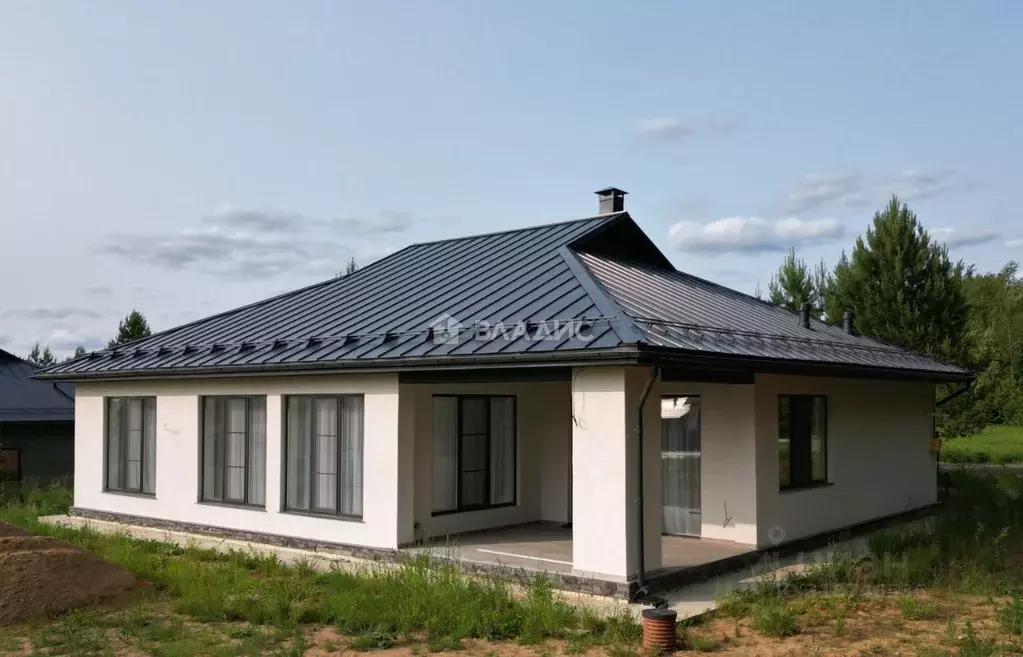 Дом в Калужская область, Боровский район, Совьяки с/пос, д. Сатино, ... - Фото 1