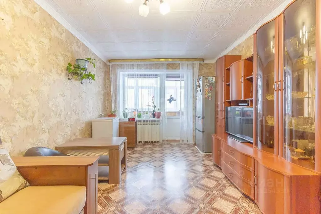 3-к кв. Сахалинская область, Холмск ул. 60 лет Октября, 5 (58.5 м) - Фото 1