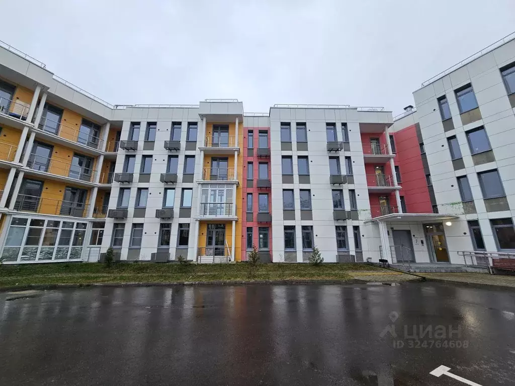 3-к кв. Москва д. Раево, ул. Ирландская, 4к2 (70.0 м) - Фото 1