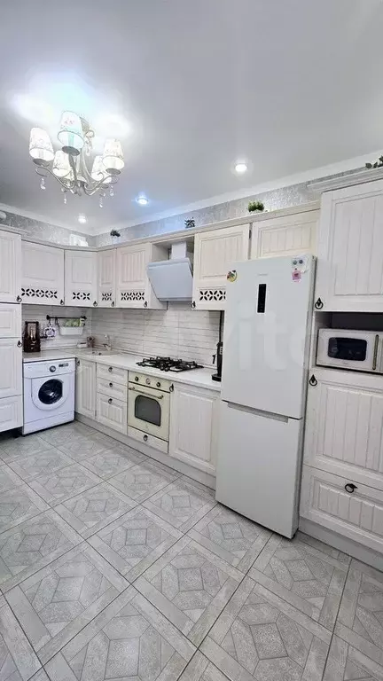 1-к. квартира, 44 м, 9/9 эт. - Фото 1