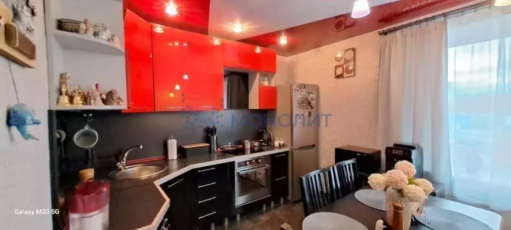 3-к кв. Нижегородская область, Нижний Новгород Вятская ул., 9 (77.2 м) - Фото 1