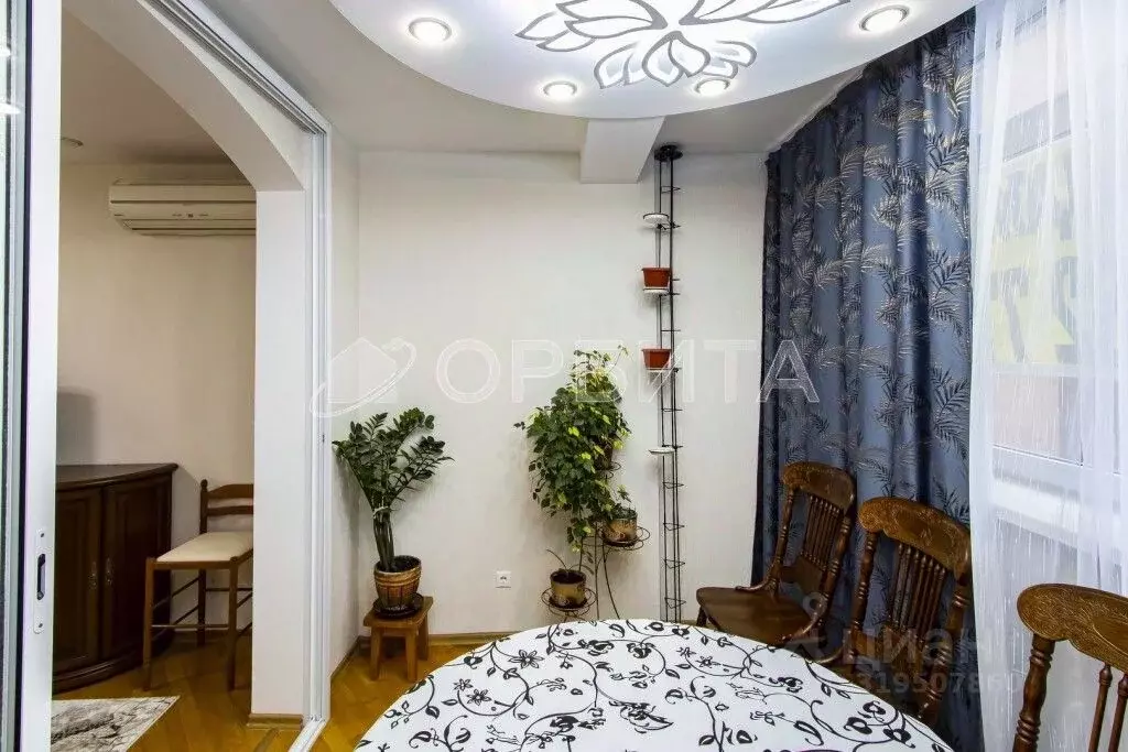 1-к кв. Тюменская область, Тюмень Минская ул., 7/1 (56.0 м) - Фото 1