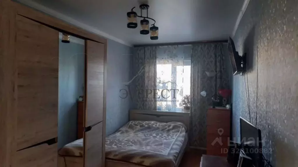 2-к кв. Белгородская область, Старооскольский городской округ, с. ... - Фото 1