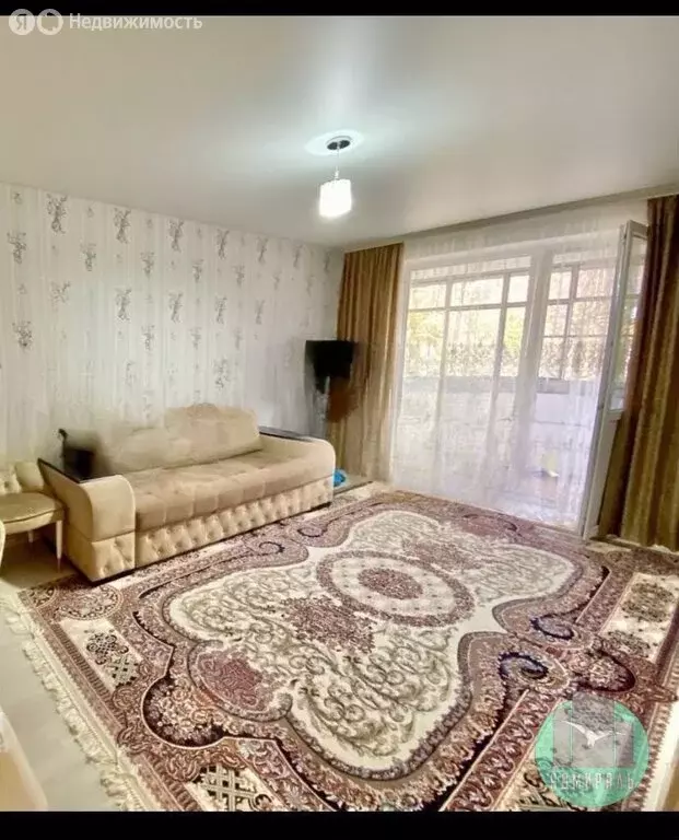 2-комнатная квартира: Крымск, улица Ворошилова, 2 (56.5 м) - Фото 1