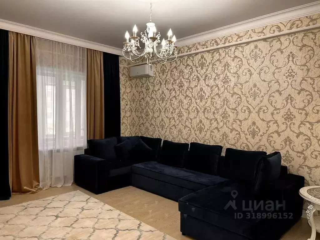2-к кв. Дагестан, Каспийск ул. Ленина, 39 (75.0 м) - Фото 1