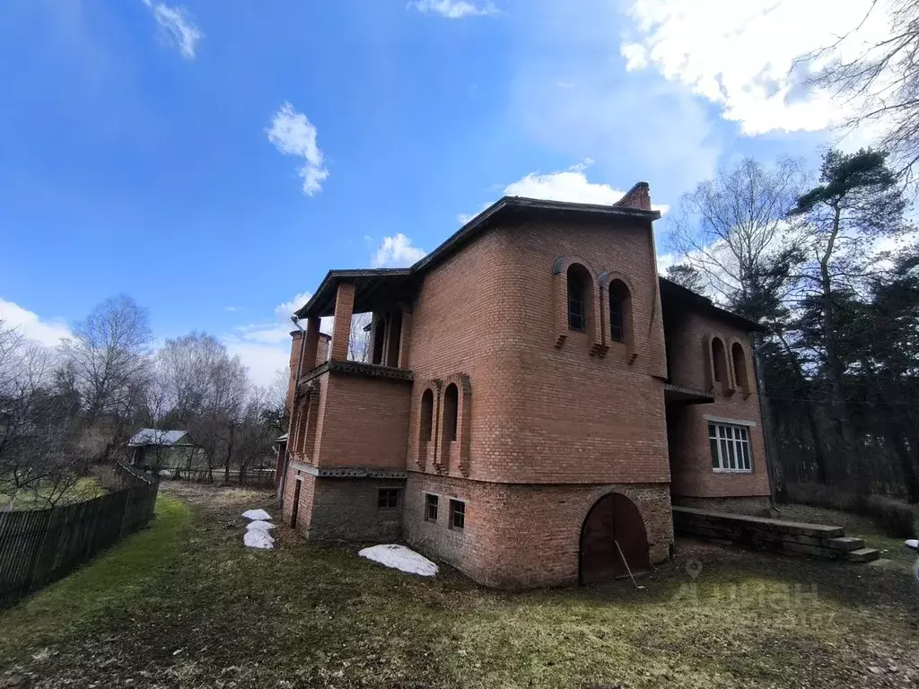 Дом в Смоленская область, Смоленск ул. Нижняя Дубровенка (700 м) - Фото 1