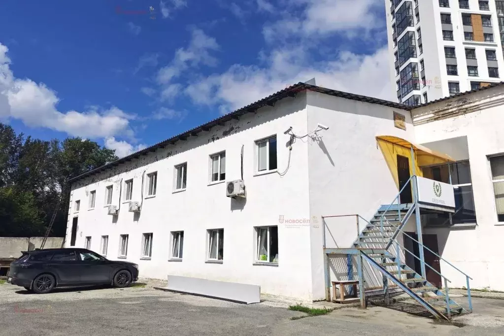 Офис в Свердловская область, Екатеринбург ул. 8 Марта, 204В (160 м) - Фото 1