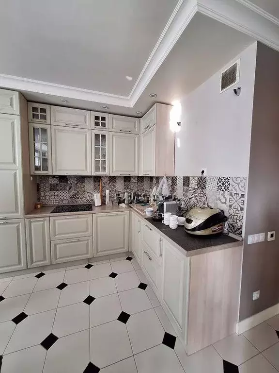 Продается 1-комнатная квартира - Фото 1