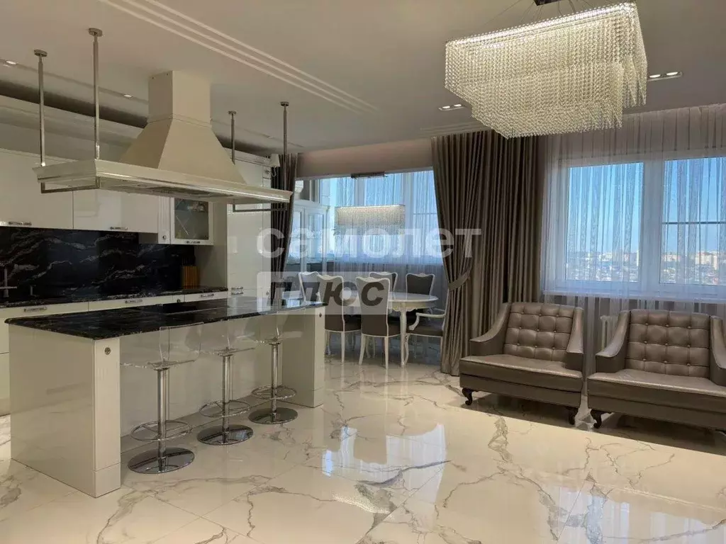 Квартира, 4 комнаты, 175 м - Фото 0