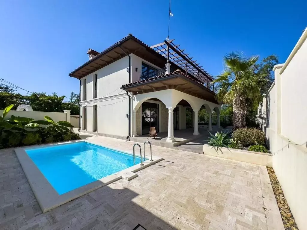 Дом в Краснодарский край, Сочи ул. Ворошиловградская (180 м) - Фото 1