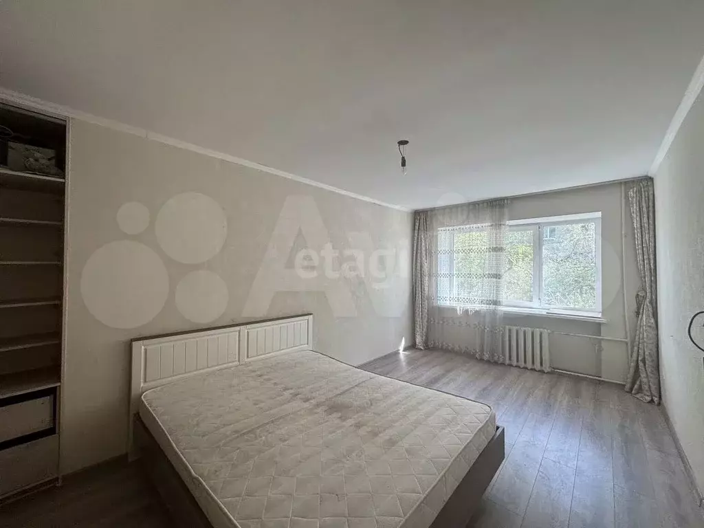 2-к. квартира, 40 м, 1/3 эт. - Фото 0