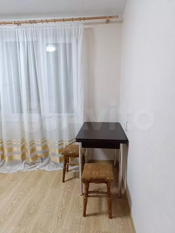 1-к. квартира, 42 м, 1/10 эт. - Фото 1