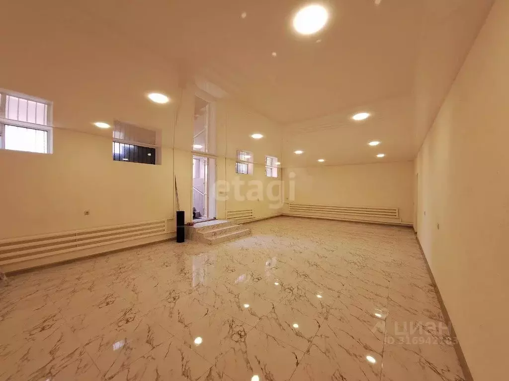 Офис в Ингушетия, Назрань ул. Х.Б. Муталиева (135 м) - Фото 1