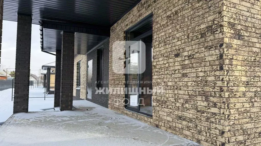 Дом в Саратовская область, Энгельсский район, Красноярское ... - Фото 2