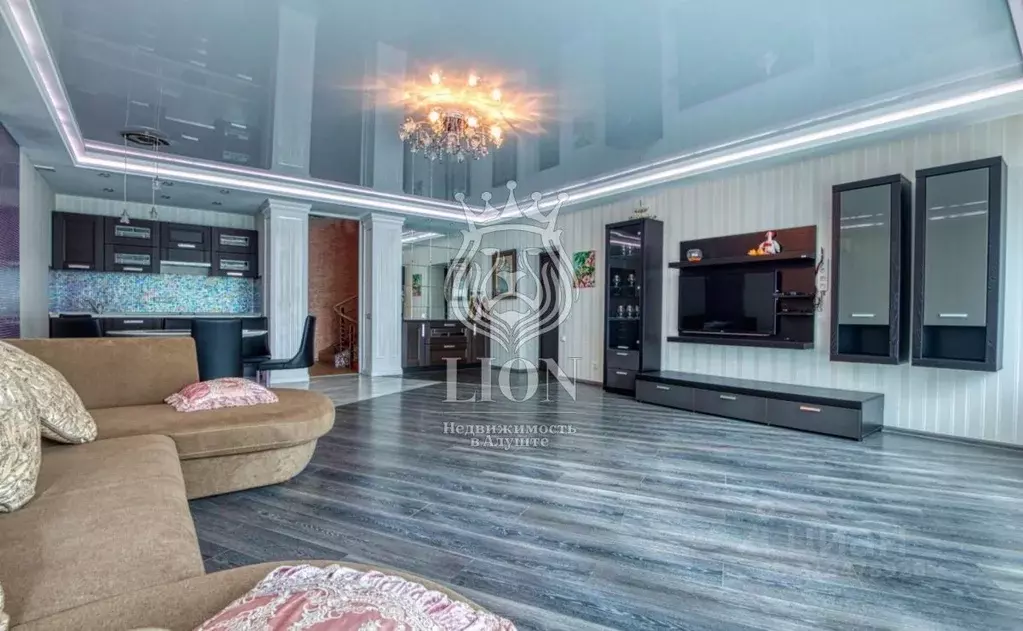 Студия Крым, Алушта ш. Судакское, 4А (230.0 м) - Фото 1