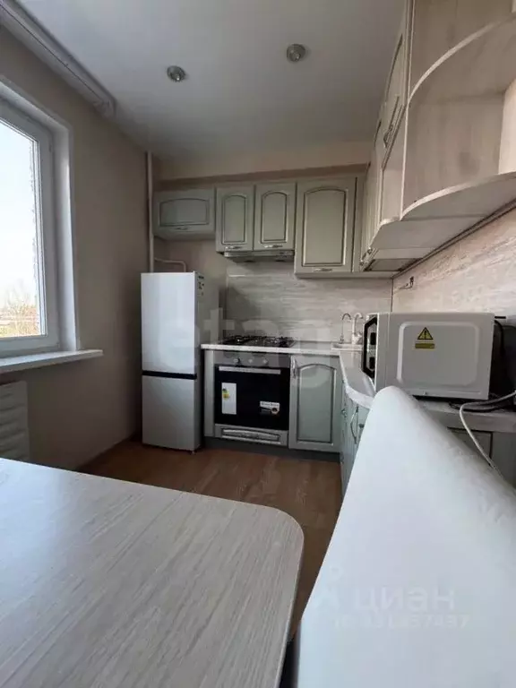 3-к кв. Удмуртия, Ижевск ул. Имени Барышникова, 31 (60.0 м) - Фото 2