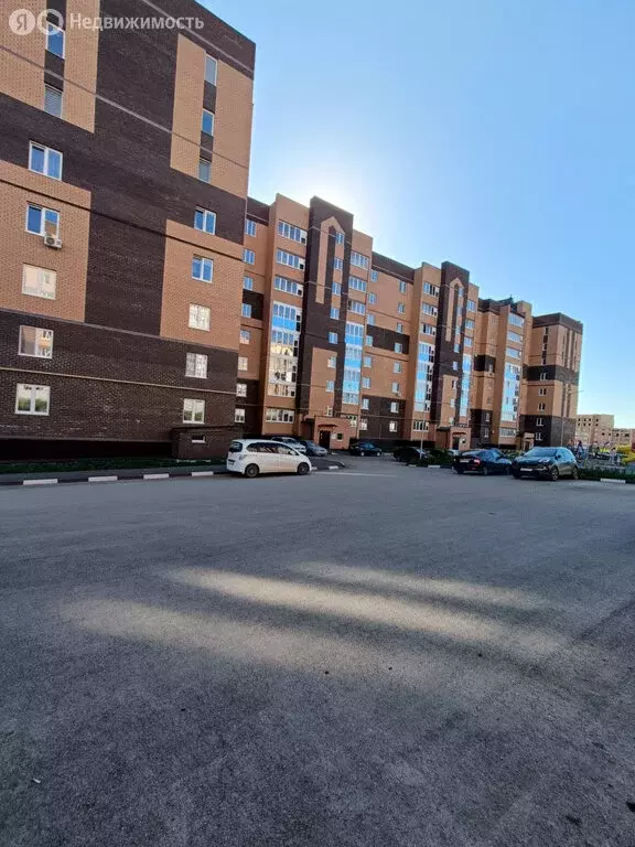 1-комнатная квартира: Октябрьский, улица Рахимьяна Насырова, 7 (38 м) - Фото 0