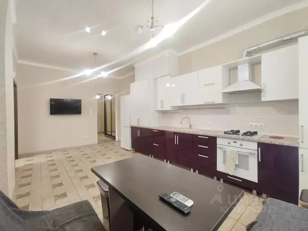 2-к кв. Краснодарский край, Геленджик ул. Толстого, 51 (57.0 м) - Фото 2