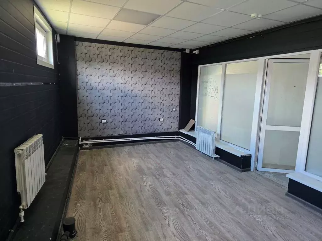 Торговая площадь в Новосибирская область, Новосибирск ул. Федора ... - Фото 1