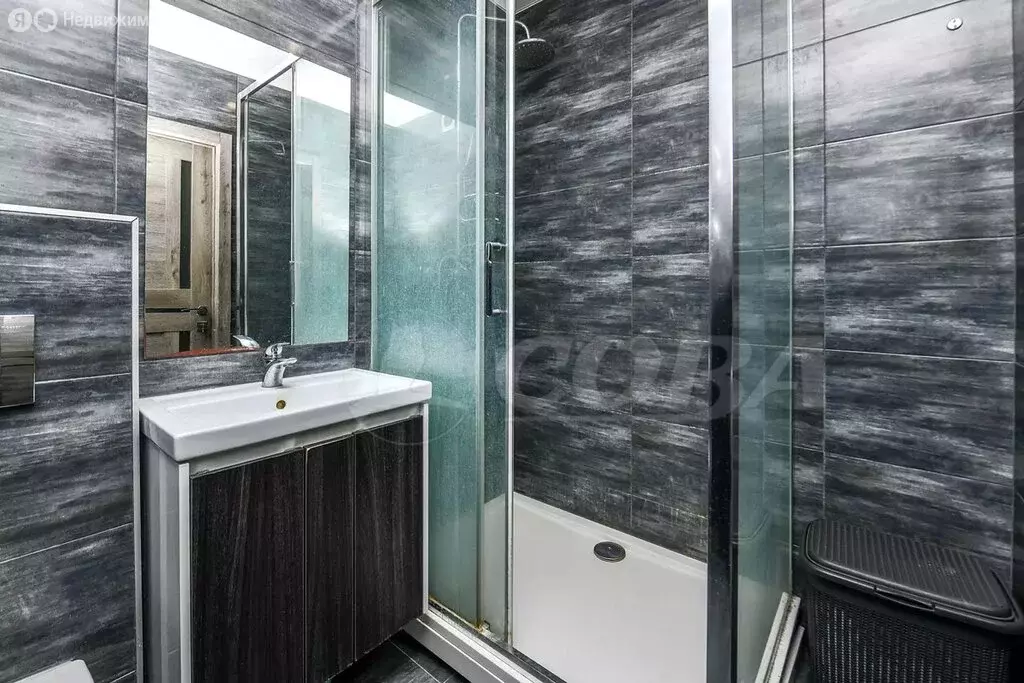 1-комнатная квартира: Тюмень, Обдорская улица, 1 (44.1 м) - Фото 1