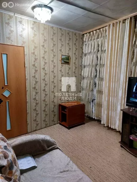 3-комнатная квартира: село Ивановка, Пионерская улица, 16 (70 м) - Фото 2