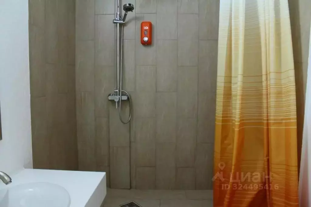 Комната Новосибирская область, Новосибирск ул. 25 лет Октября, 9 - Фото 2