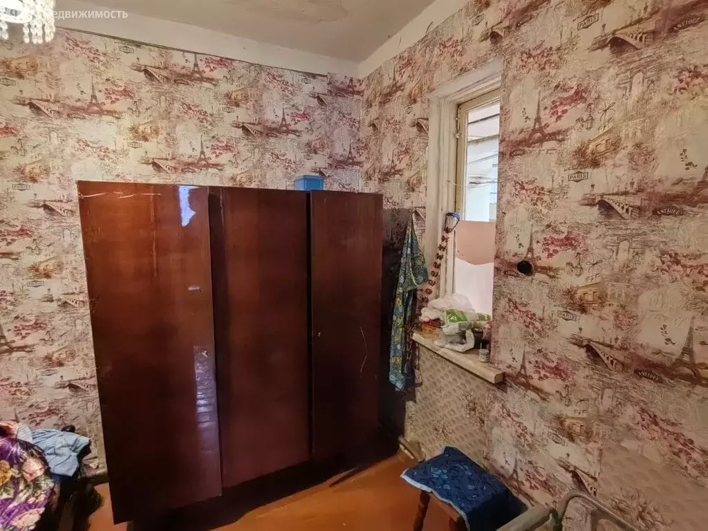 Дом в городское поселение посёлок Октябрьский, рабочий посёлок ... - Фото 1