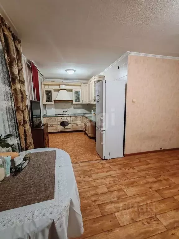 3-к кв. Краснодарский край, Ейск Кирпичная ул. (67.2 м) - Фото 0
