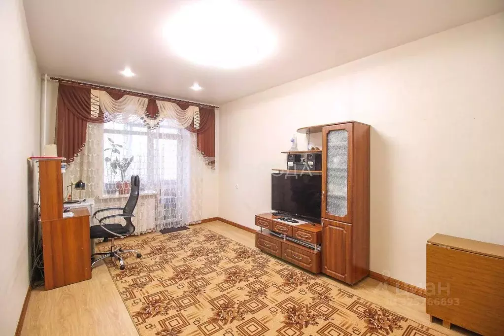 3-к кв. Алтайский край, Барнаул пер. Некрасова, 43 (74.4 м) - Фото 0