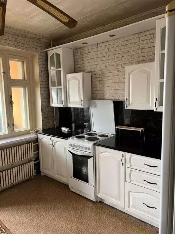 1-к кв. Белгородская область, Старый Оскол Макаренко мкр, 11В (39.0 м) - Фото 1