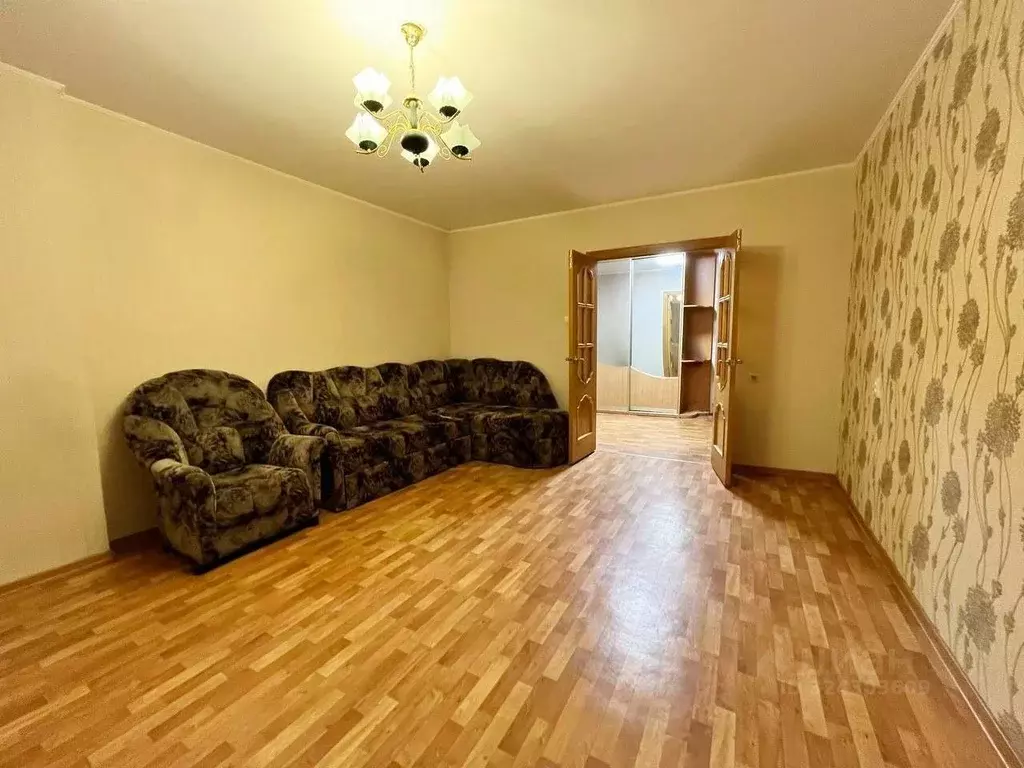 3-к кв. Белгородская область, Белгород ул. Калинина, 1 (70.0 м) - Фото 1