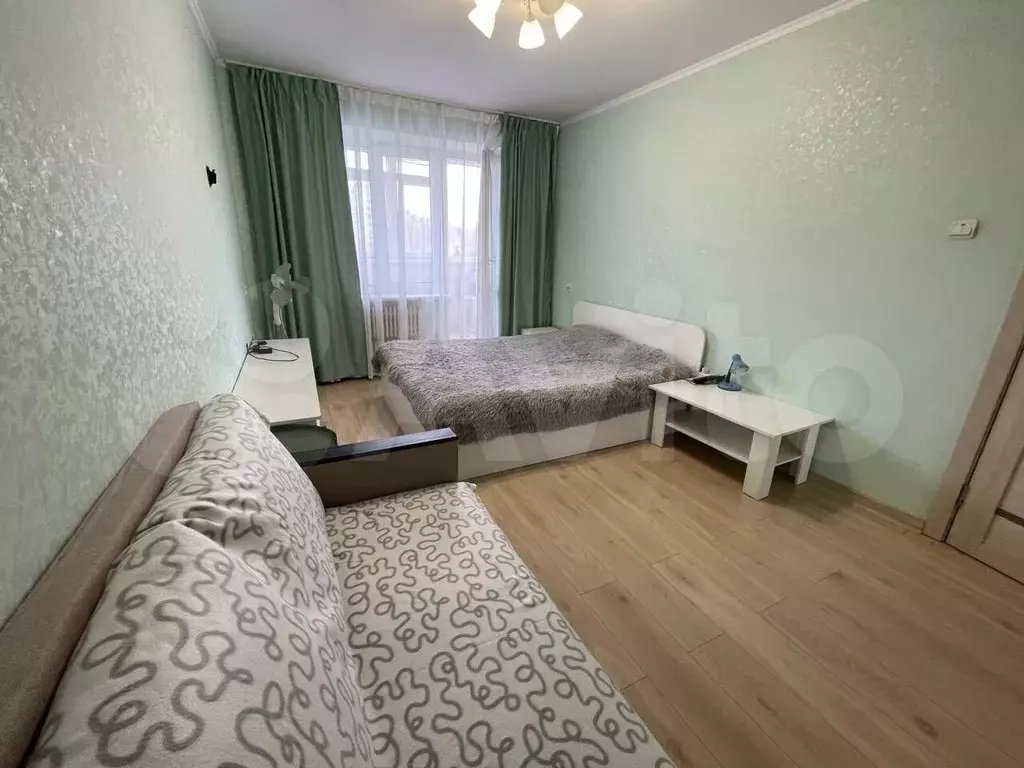 1-к. квартира, 40 м, 2/10 эт. - Фото 1