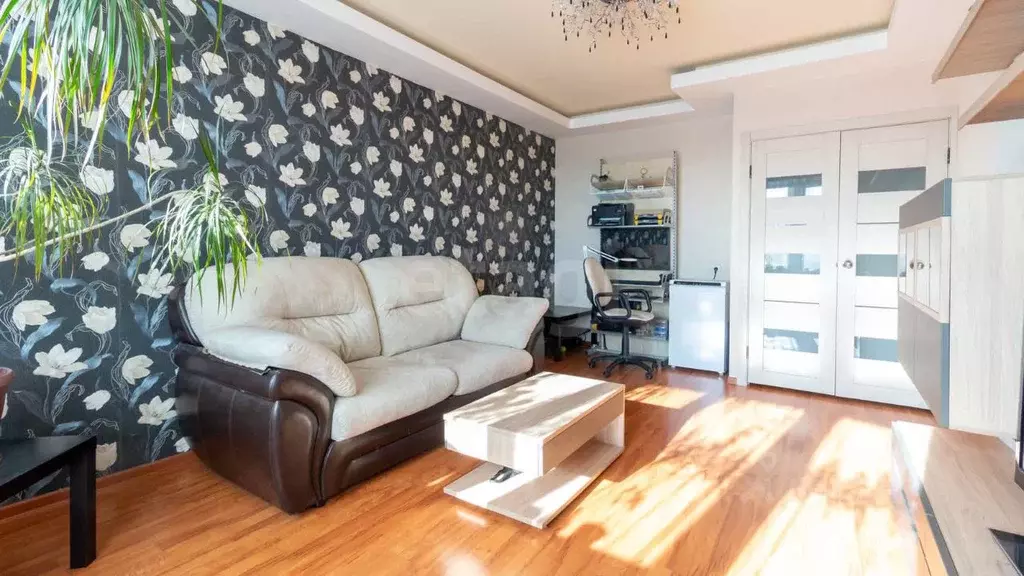 3-к кв. Томская область, Томск Урожайный пер., 32 (77.7 м) - Фото 0