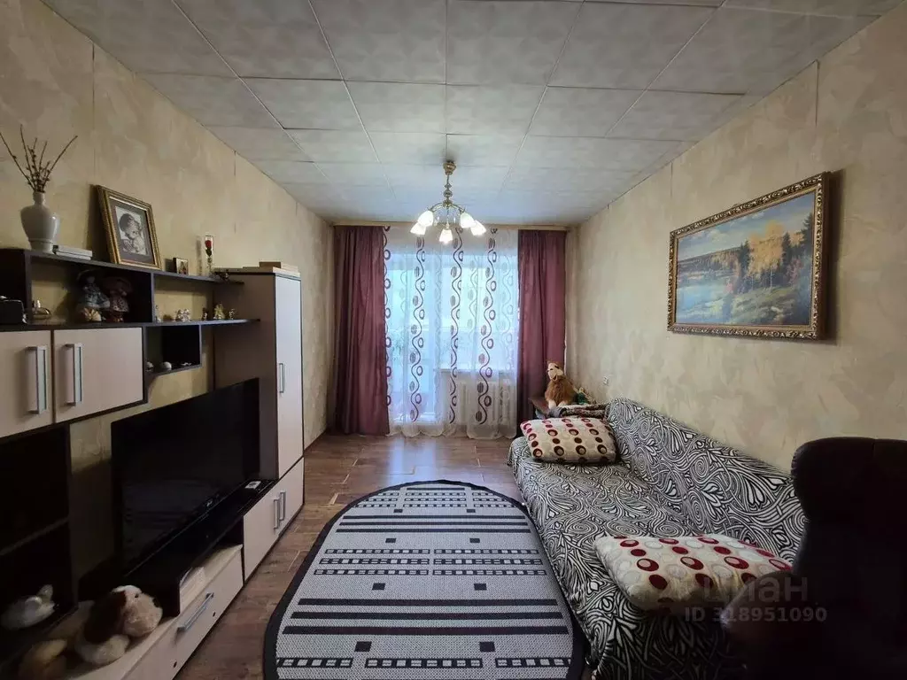 3-к кв. Ярославская область, Углич Цветочный мкр, 6 (58.7 м) - Фото 0