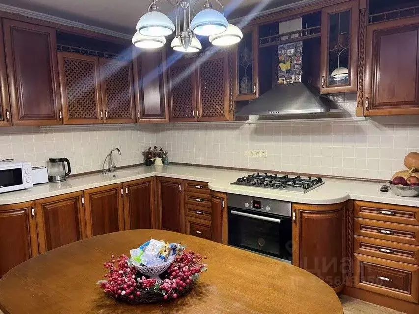 3-к кв. Мордовия, Саранск ул. Комарова, 12А (89.0 м) - Фото 1