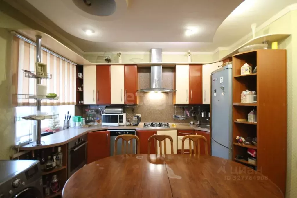 3-к кв. Ямало-Ненецкий АО, Новый Уренгой Советский мкр, 2к2 (70.9 м) - Фото 1