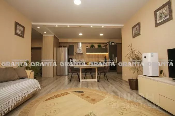 2-к кв. Красноярский край, Красноярск Парусная ул., 9 (70.0 м) - Фото 2