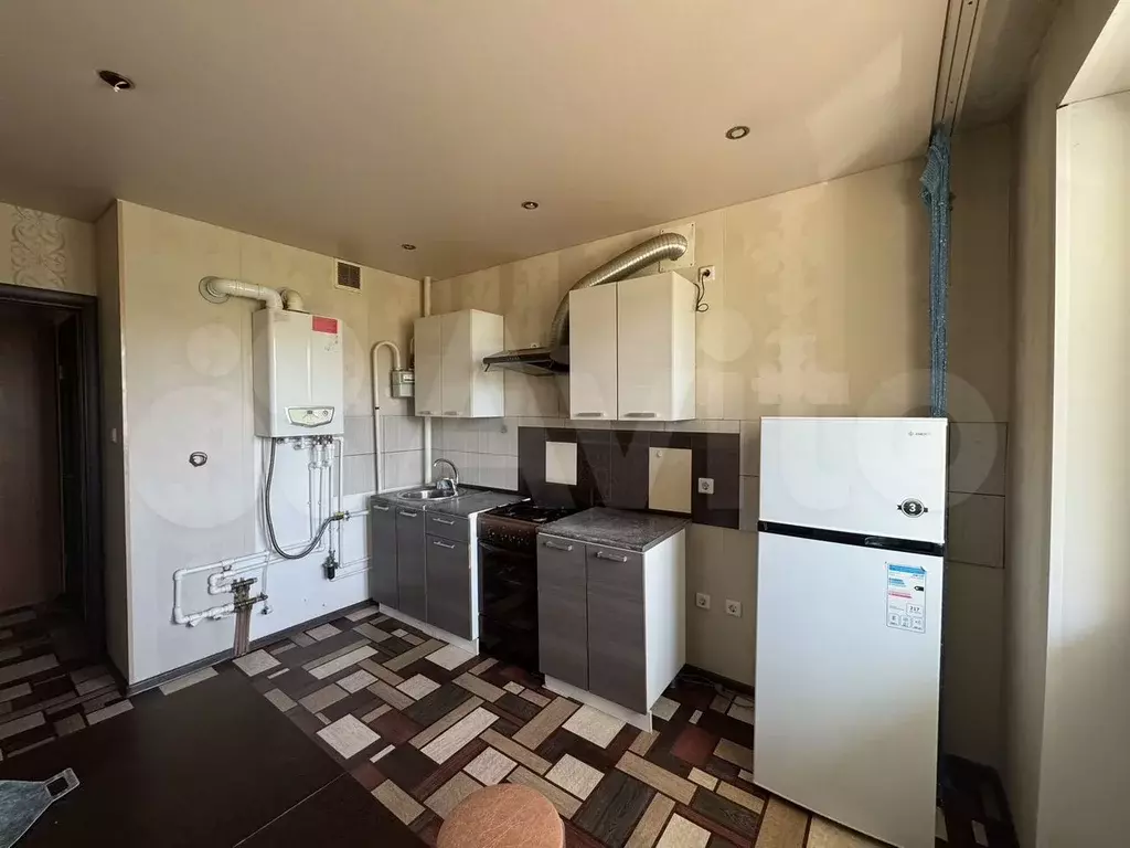 1-к. квартира, 40 м, 2/10 эт. - Фото 1