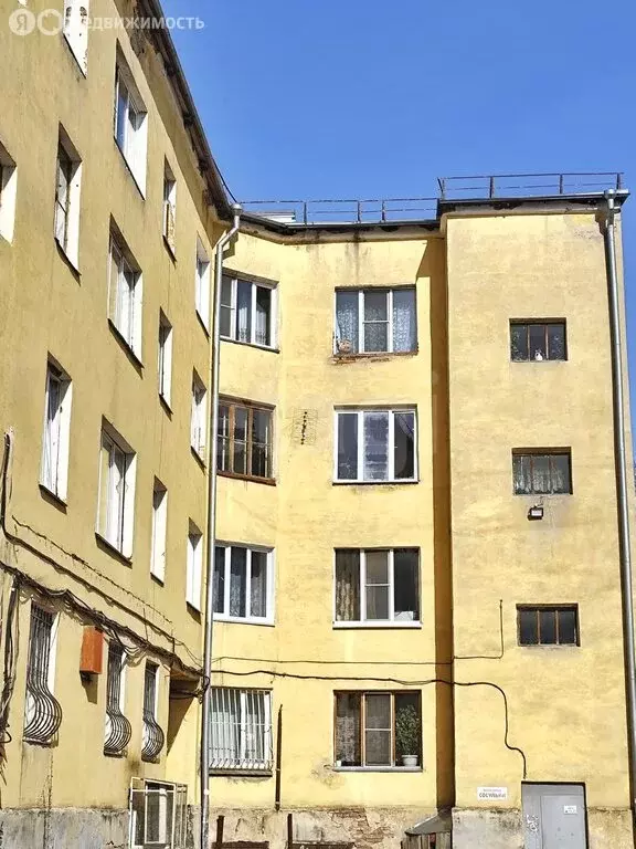 3-комнатная квартира: Златоуст, Косотурская улица, 2 (63 м) - Фото 1